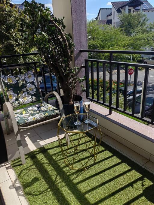 Classy And Cosy Apt - Dainfern Sandton Exterior photo