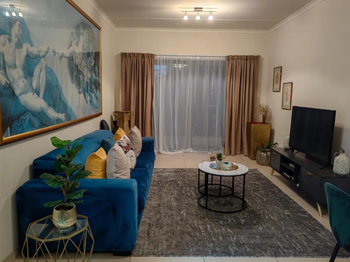 Classy And Cosy Apt - Dainfern Sandton Exterior photo
